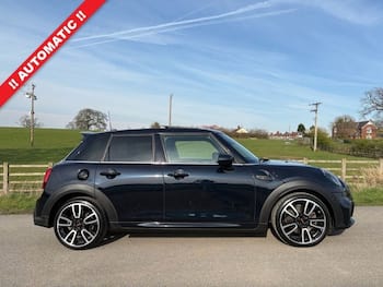 Used MINI Hatch 2023 for sale - 79663891: Photo