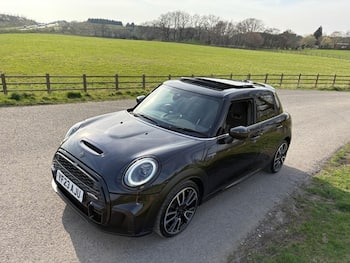 Used MINI Hatch 2023 for sale - 79663891: Photo