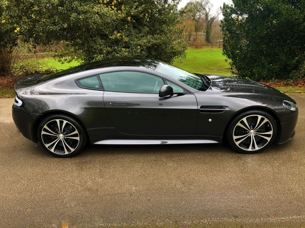Used Aston Martin Vantage 2014 for sale - 76660129: Photo 1
