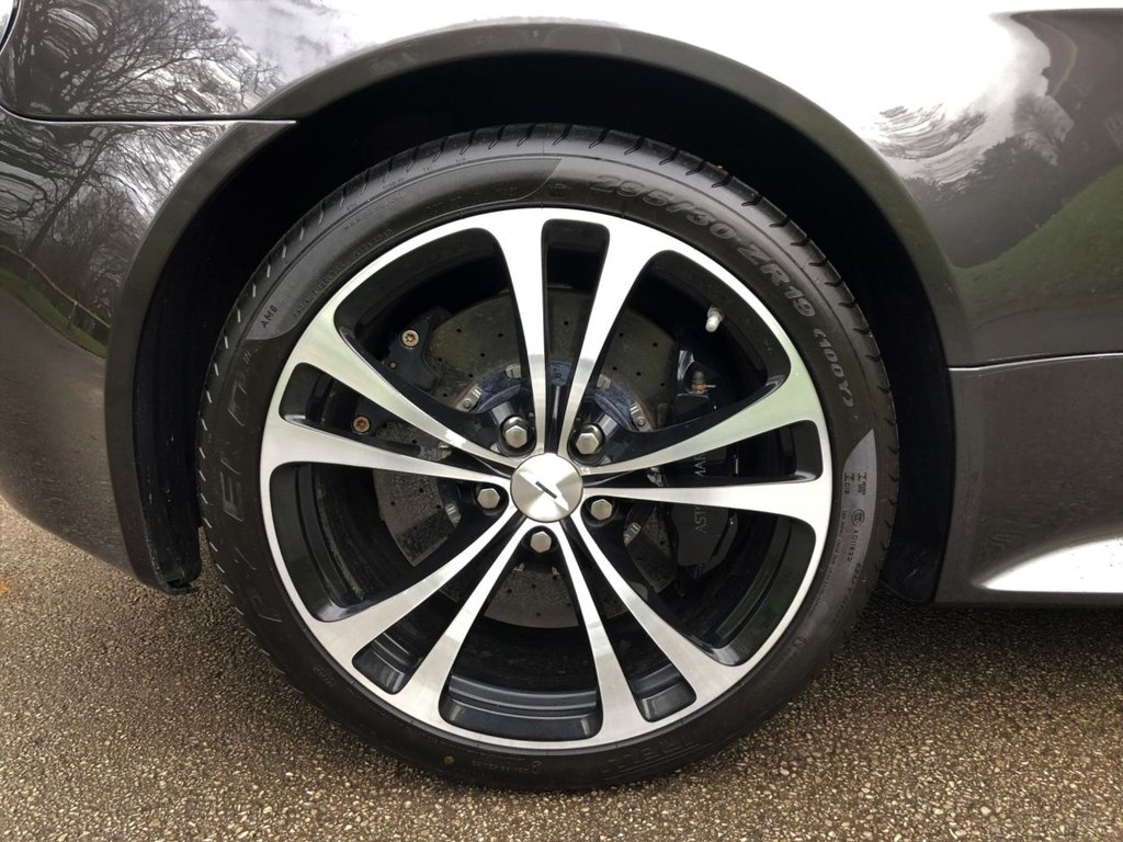 Used Aston Martin Vantage 2014 for sale - 76660129: Photo 17