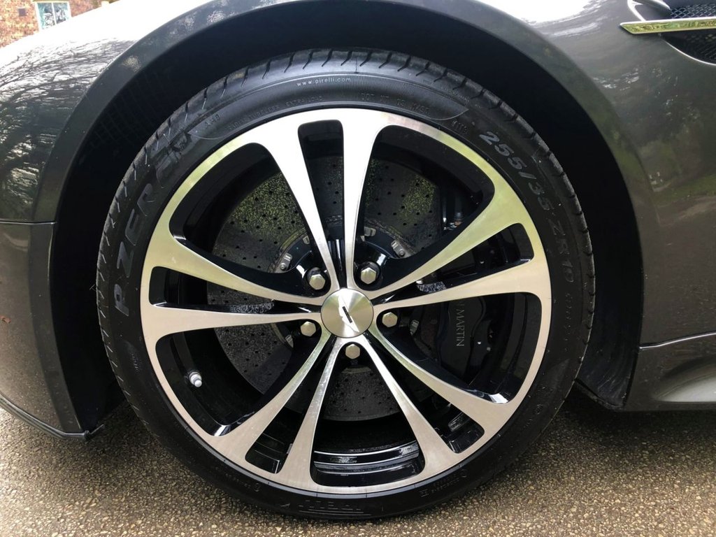 Used Aston Martin Vantage 2014 for sale - 76660129: Photo 19