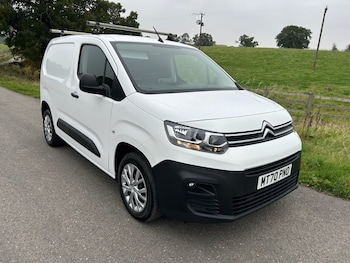 Used Citroen Berlingo 2020 for sale - 76660137: Photo