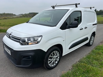 Used Citroen Berlingo 2020 for sale - 76660137: Photo