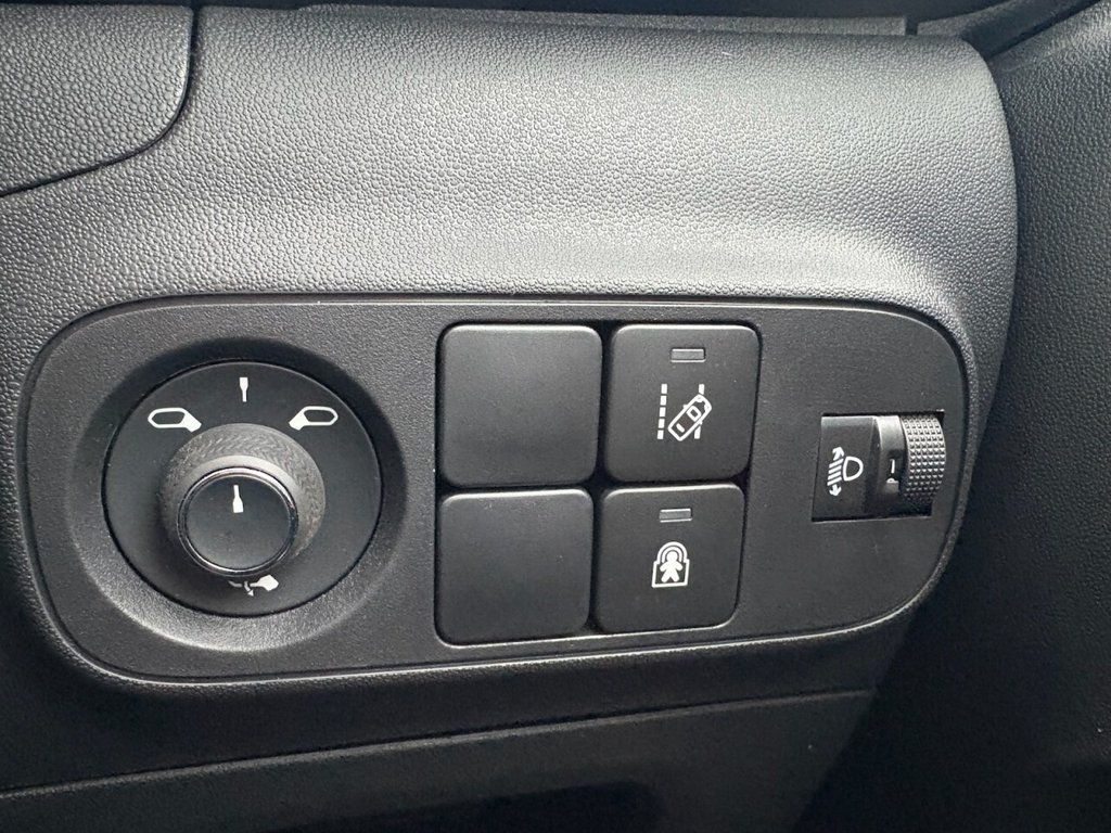 Used Citroen C3 2019 for sale - 77226925: Photo 38