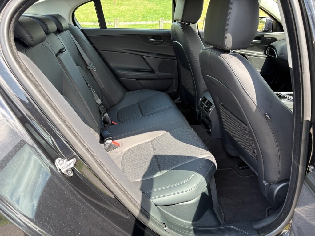 Used Renault Clio 2021 for sale - 76665821: Photo 15