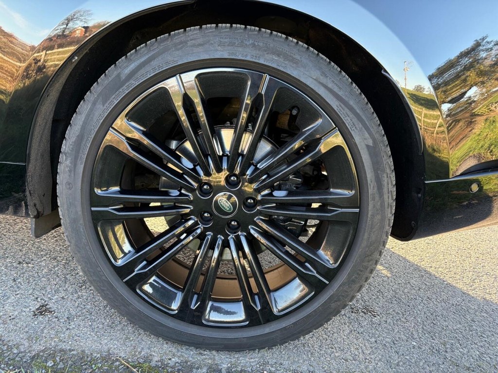 Used Land Rover Range Rover 2025 for sale - 76665498: Photo 32