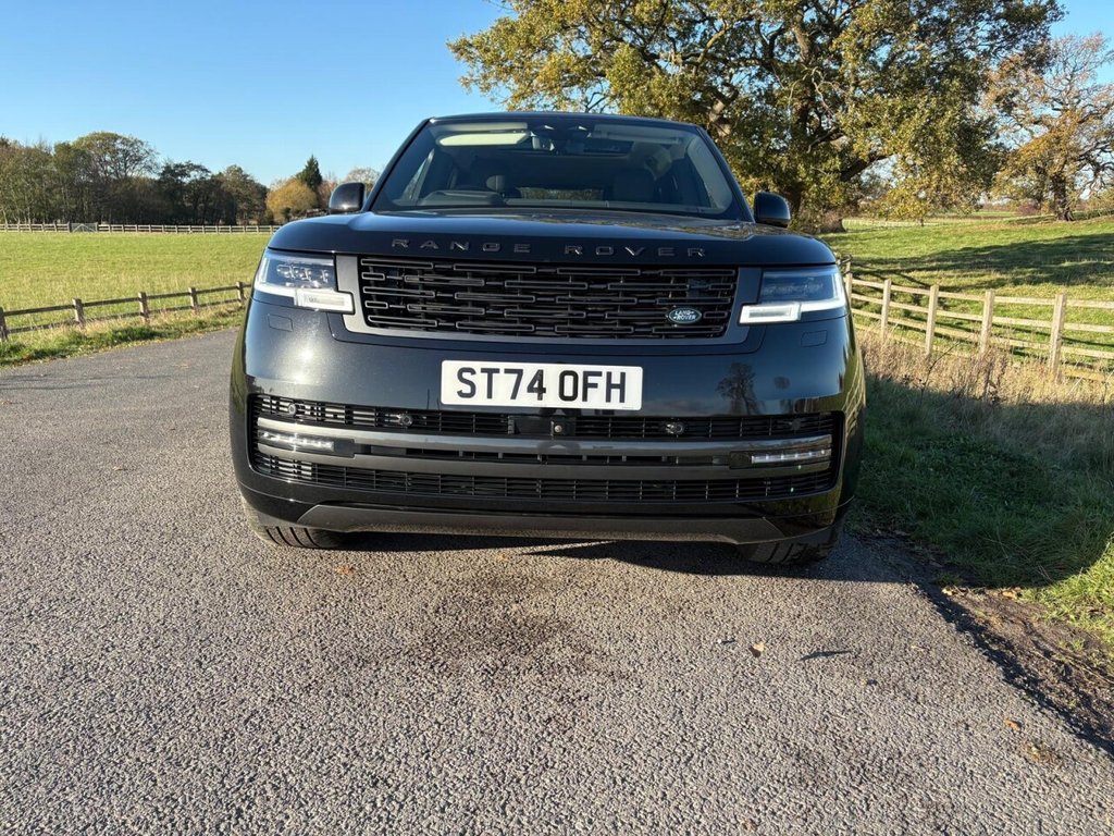 Used Land Rover Range Rover 2025 for sale - 76665498: Photo 4