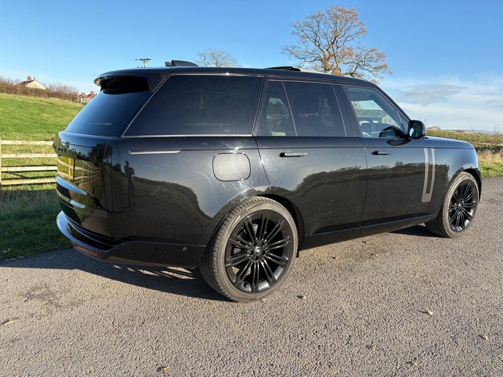 Used Land Rover Range Rover 2025 for sale - 76665498: Photo 5