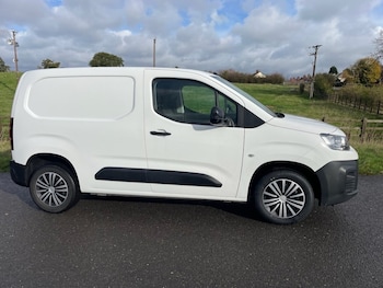 Used Citroen Berlingo 2022 for sale - 76660138: Photo
