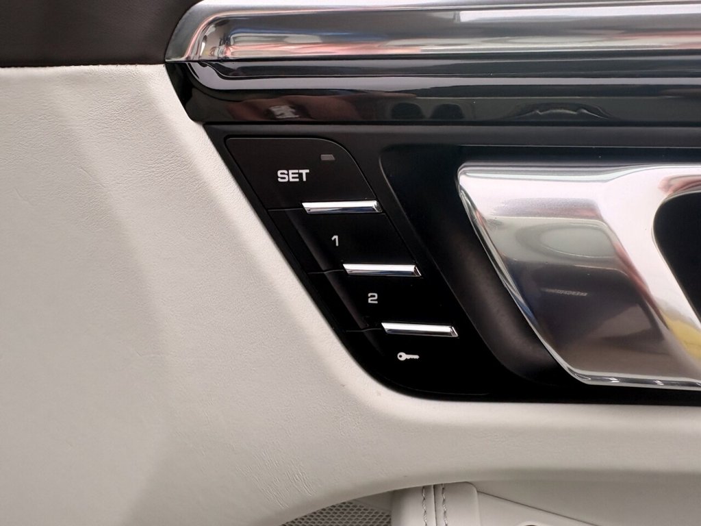 Used Porsche Macan 2015 for sale - 77249830: Photo 14