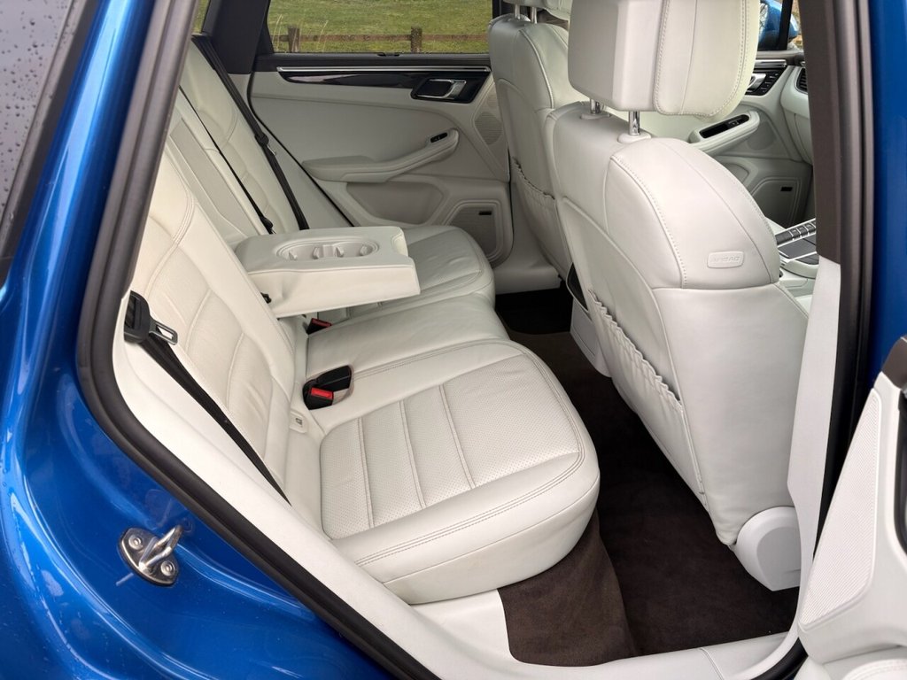 Used Porsche Macan 2015 for sale - 77249830: Photo 17