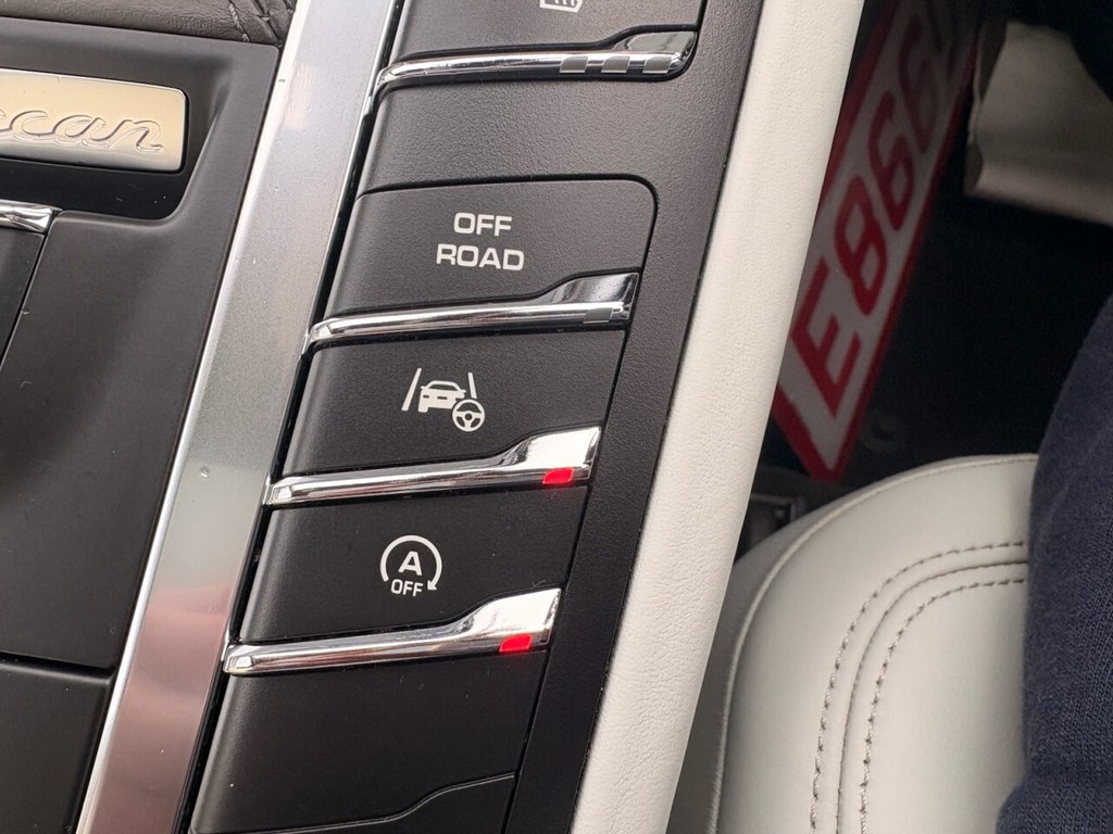 Used Porsche Macan 2015 for sale - 77249830: Photo 26