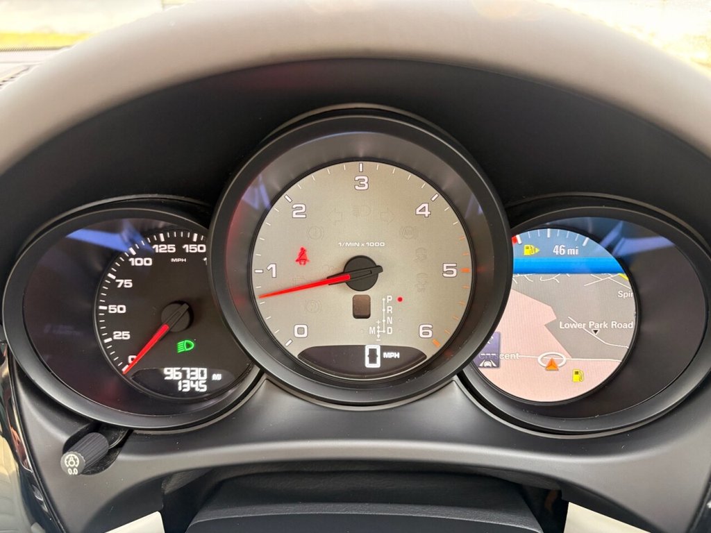 Used Porsche Macan 2015 for sale - 77249830: Photo 32