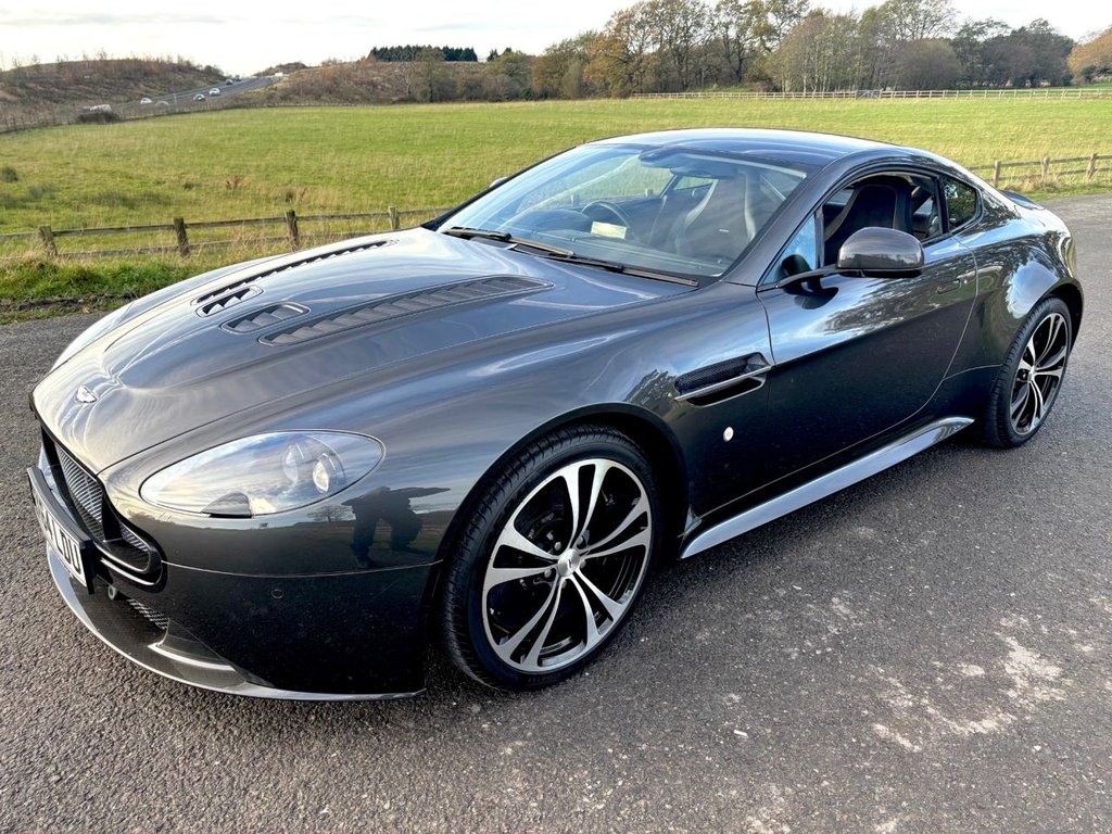 Used Aston Martin Vantage 2014 for sale - 77680542: Photo 4