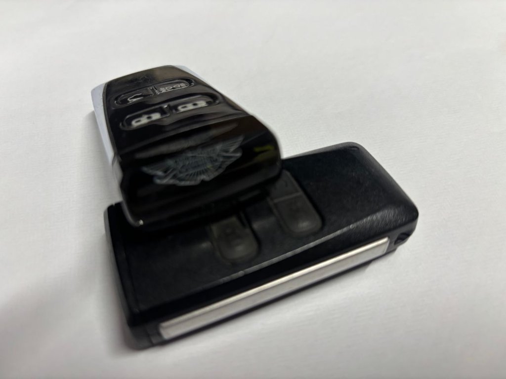 Used Aston Martin Vantage 2014 for sale - 77680542: Photo 40