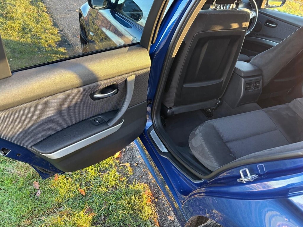 Used BMW 3 Series 2009 for sale - 76686037: Photo 13