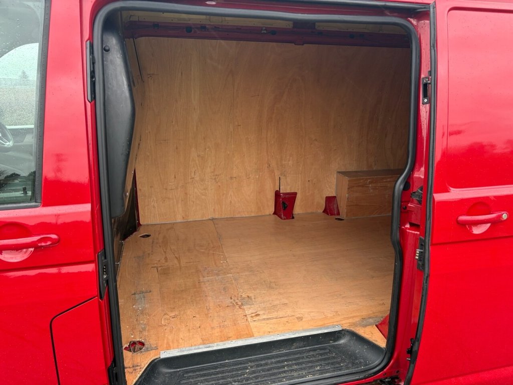 Used Volkswagen Transporter 2018 for sale - 77027064: Photo 23