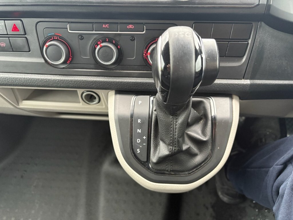 Used Volkswagen Transporter 2018 for sale - 77027064: Photo 27