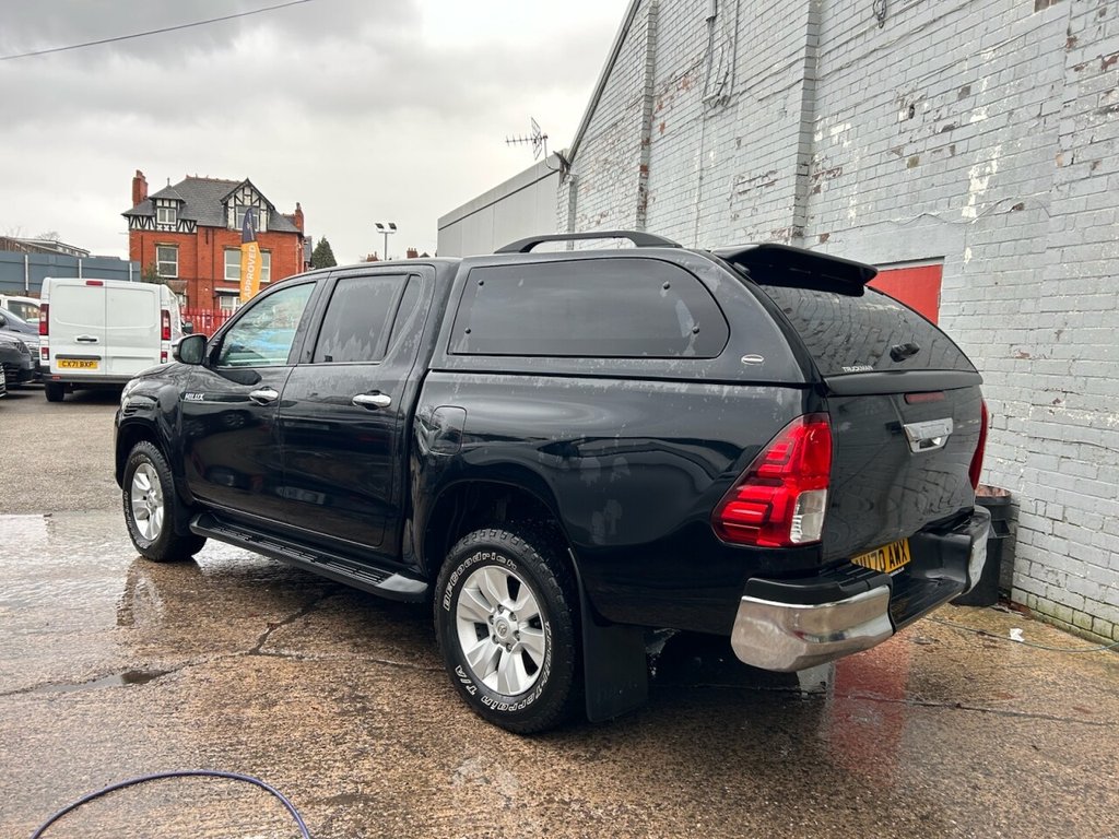 Used Toyota Hilux 2020 for sale - 77703756: Photo 4