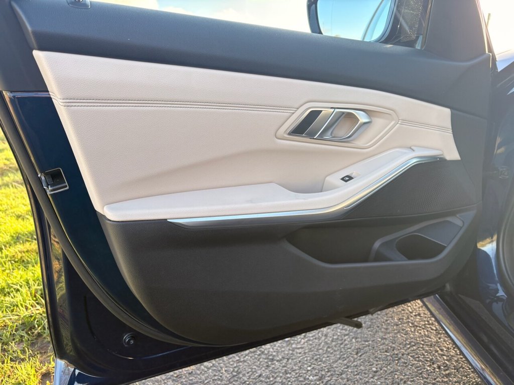 Used BMW 3 Series 2021 for sale - 77072337: Photo 15