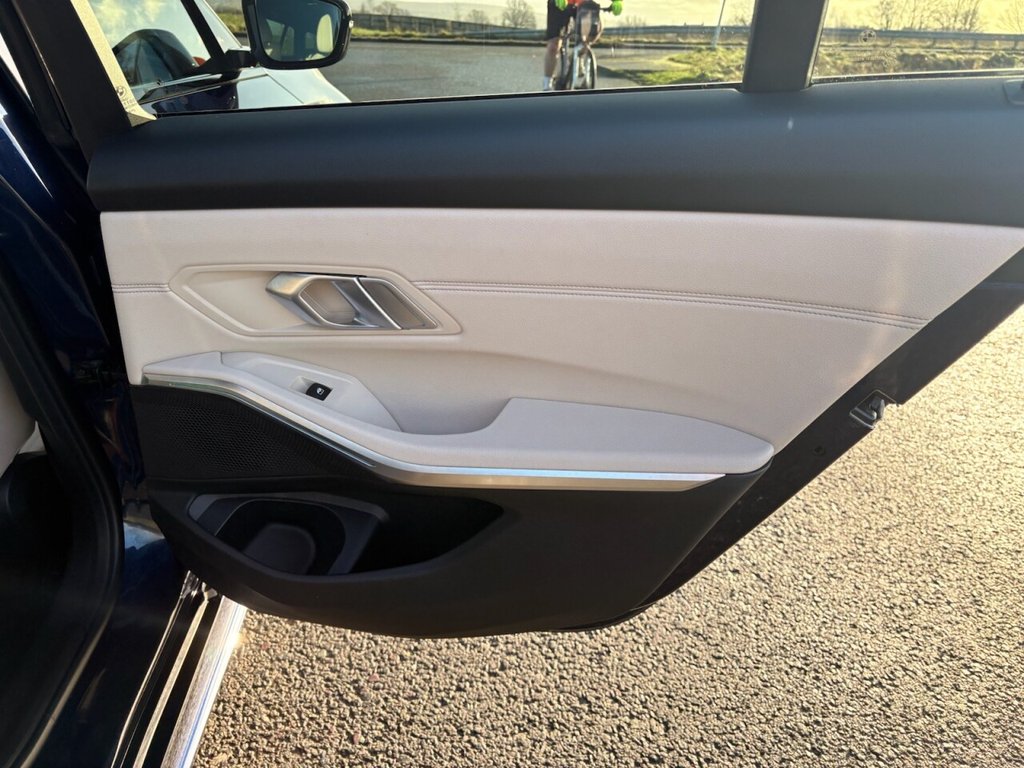 Used BMW 3 Series 2021 for sale - 77072337: Photo 22