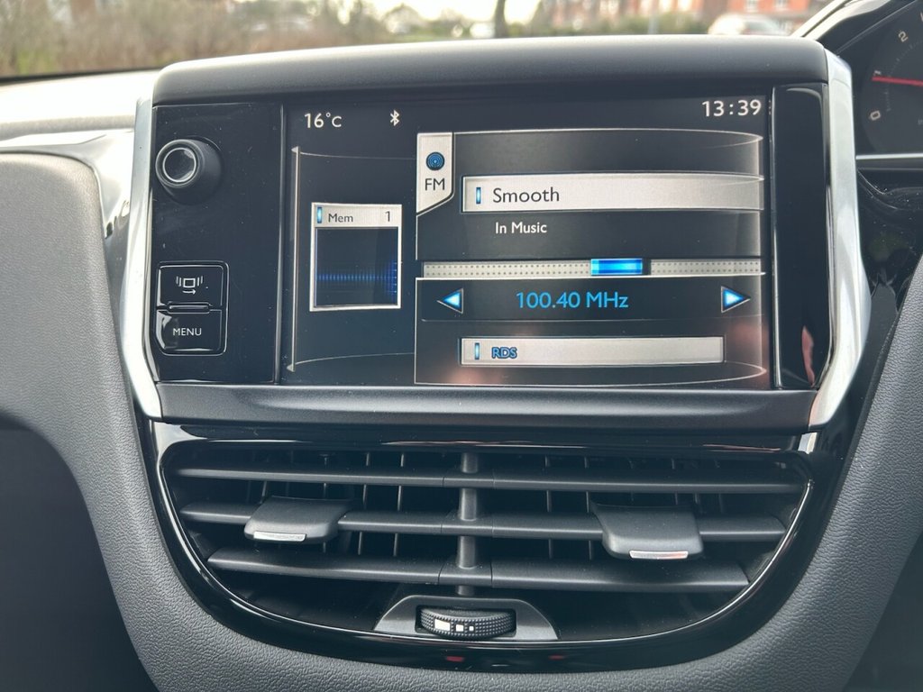 Used Peugeot 208 2012 for sale - 77765224: Photo 14