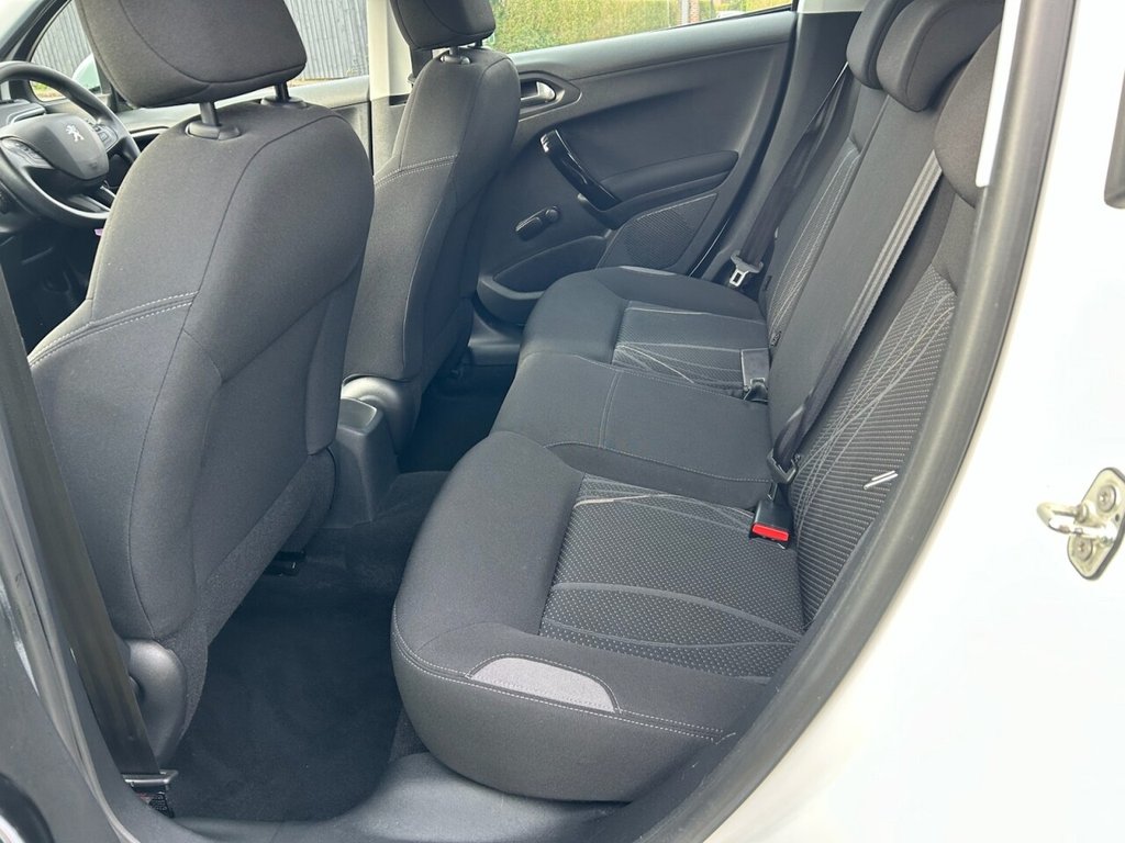 Used Peugeot 208 2012 for sale - 77765224: Photo 24