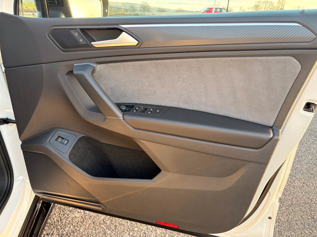 Used Volkswagen Tiguan 2022 for sale - 77038068: Photo 27