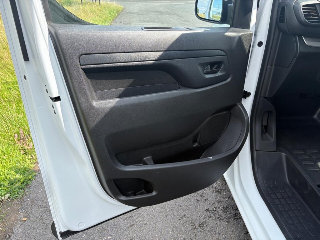 Used Vauxhall Vivaro 2024 for sale - 76665466: Photo 15