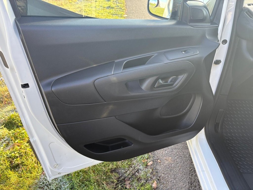 Used Citroen Berlingo 2021 for sale - 76660140: Photo 13