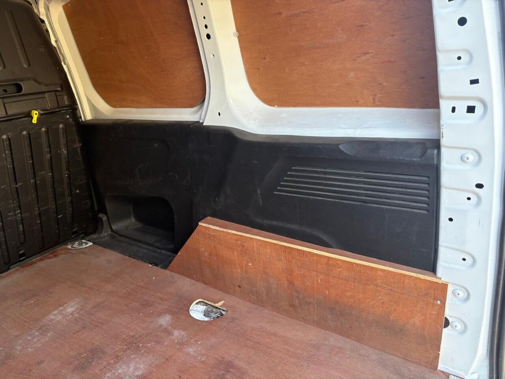 Used Citroen Berlingo 2021 for sale - 76660140: Photo 24