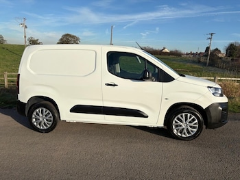 Used Citroen Berlingo 2021 for sale - 76660140: Photo