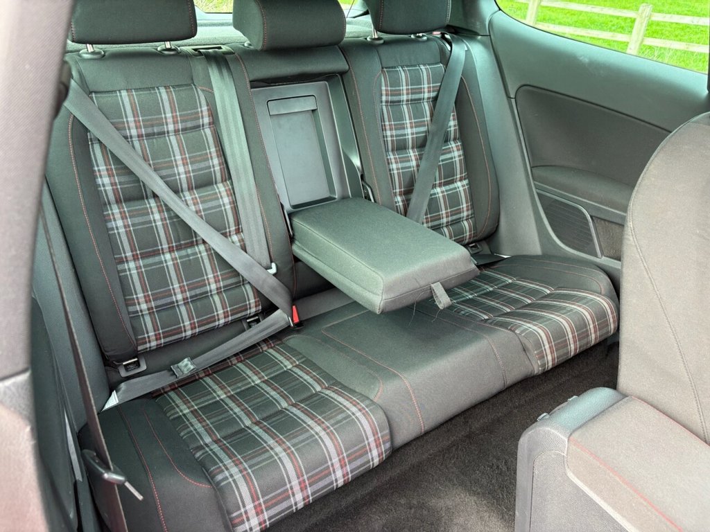 Used Volkswagen Golf 2009 for sale - 76665774: Photo 16