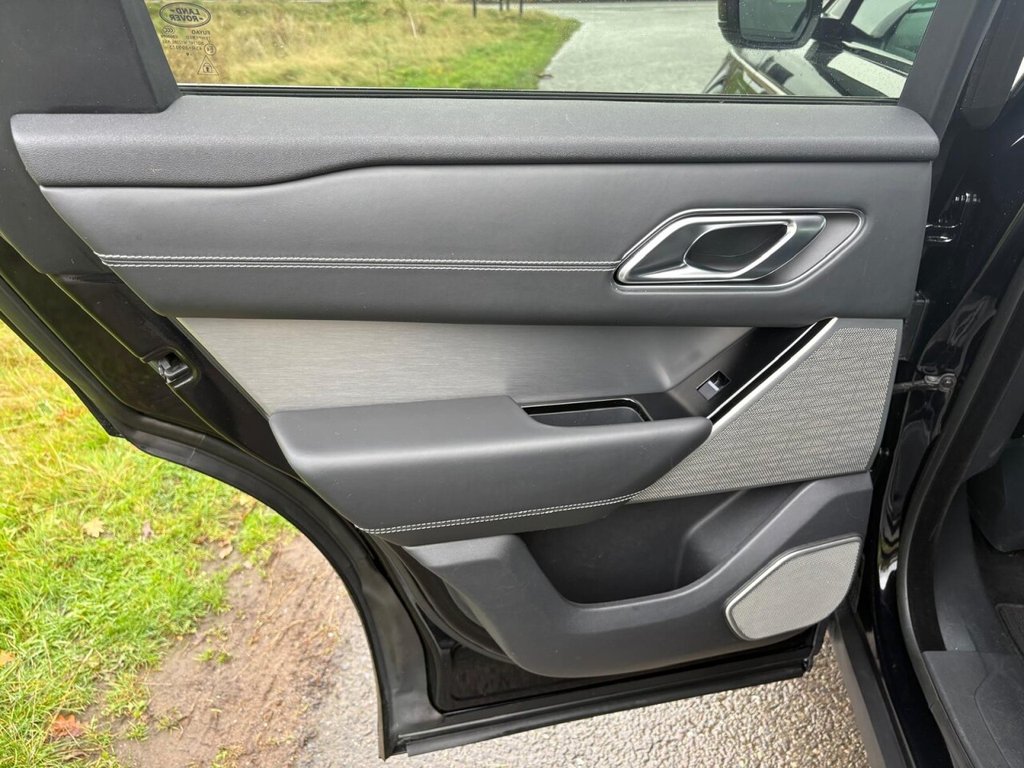 Used Land Rover Range Rover Velar 2019 for sale - 76665465: Photo 34