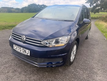 Used Volkswagen Touran 2020 for sale - 79710202: Photo