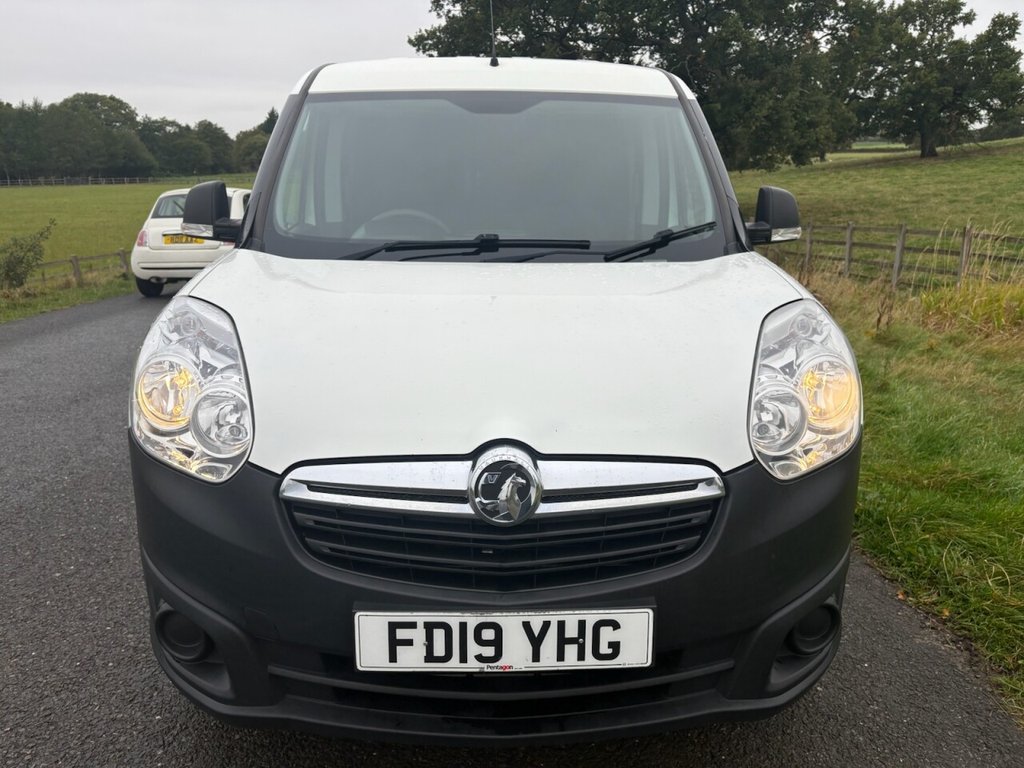 Used Vauxhall Combo 2019 for sale - 77879398: Photo 2
