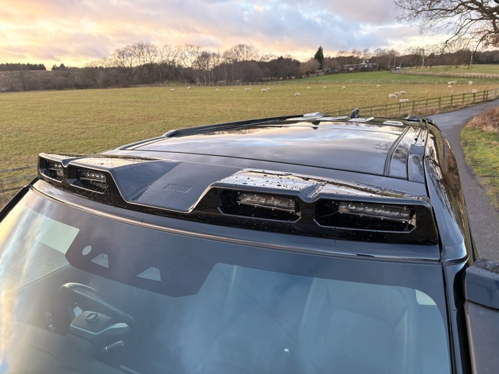 Used Land Rover Defender 2022 for sale - 77056314: Photo 10