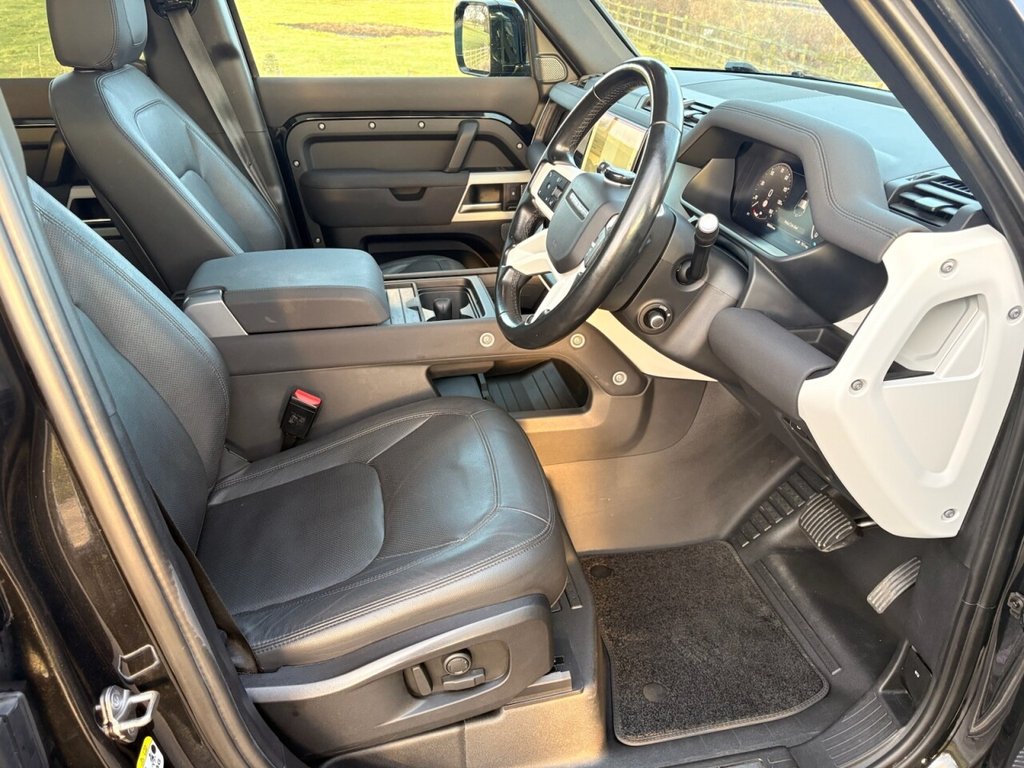 Used Land Rover Defender 2022 for sale - 77056314: Photo 26