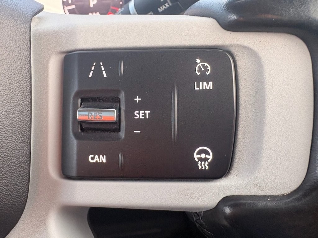 Used Land Rover Defender 2022 for sale - 77056314: Photo 30