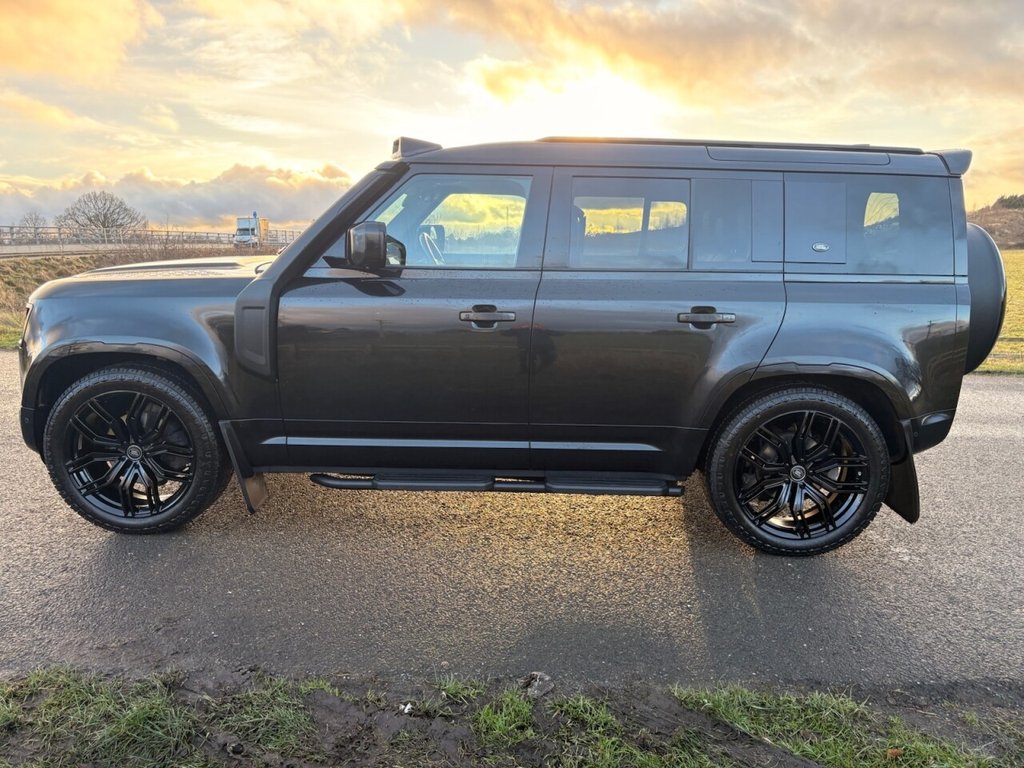 Used Land Rover Defender 2022 for sale - 77056314: Photo 8