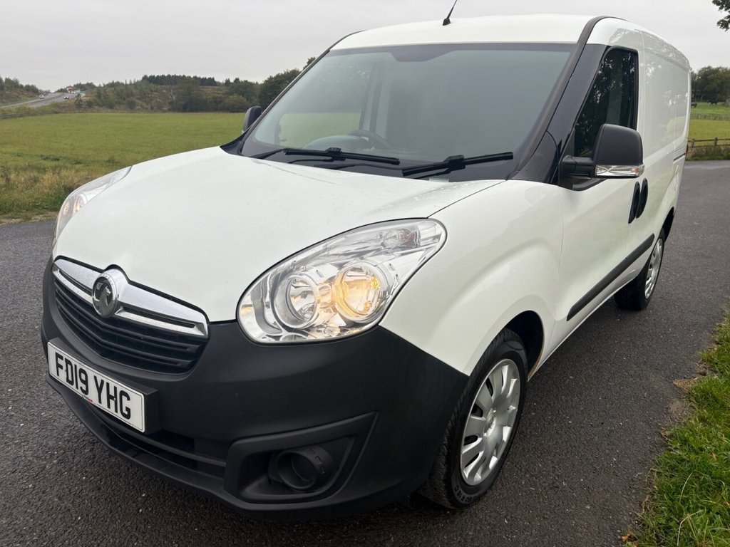 Used Vauxhall Combo 2019 for sale - 77064875: Photo 3