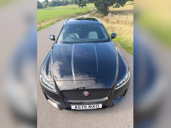 Used Jaguar XF 2019 for sale - 79663884: Photo