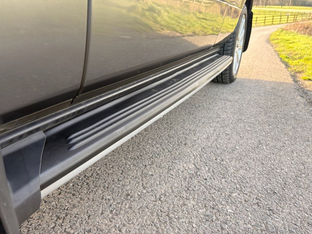 Used Land Rover Range Rover 2011 for sale - 77966710: Photo 10