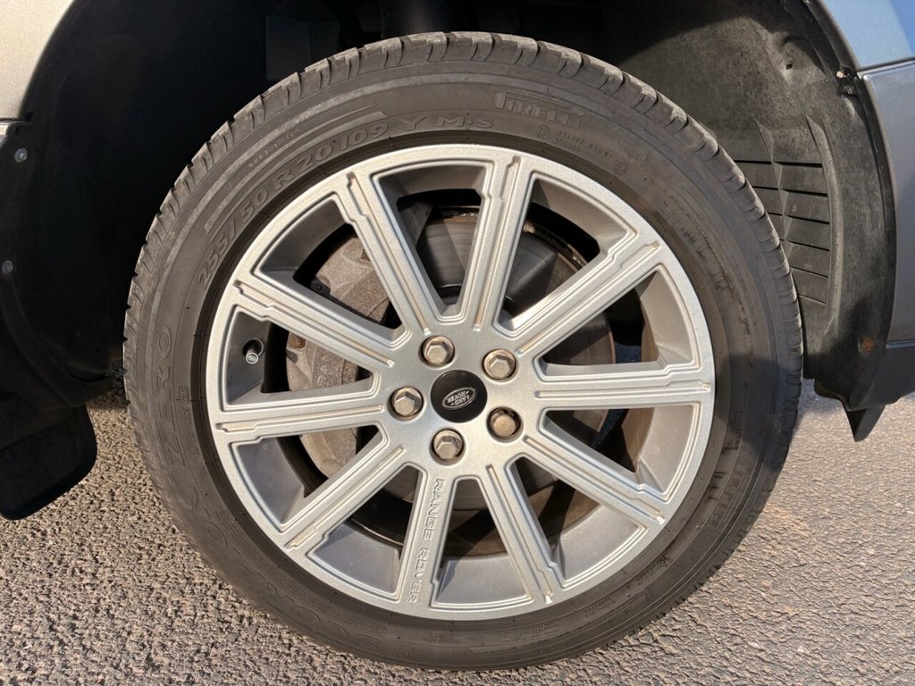 Used Land Rover Range Rover 2011 for sale - 77966710: Photo 11