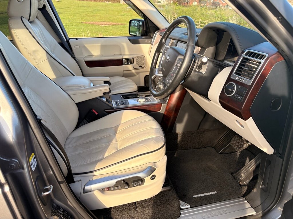 Used Land Rover Range Rover 2011 for sale - 77966710: Photo 14