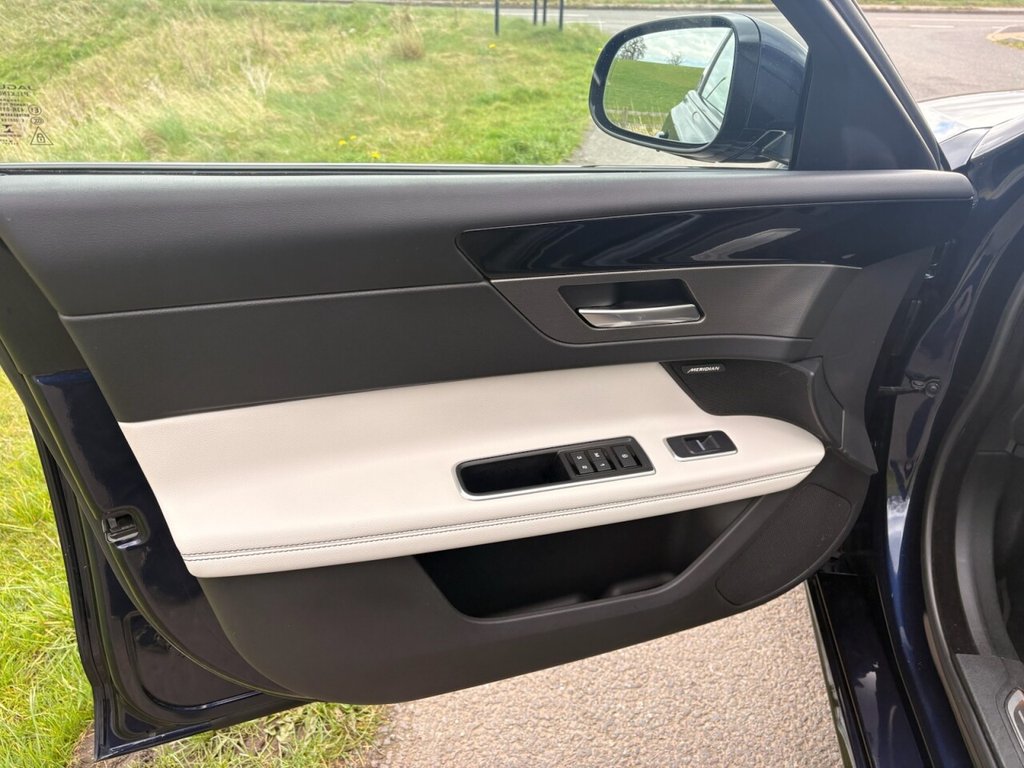 Used Jaguar XF 2017 for sale - 78124135: Photo 14