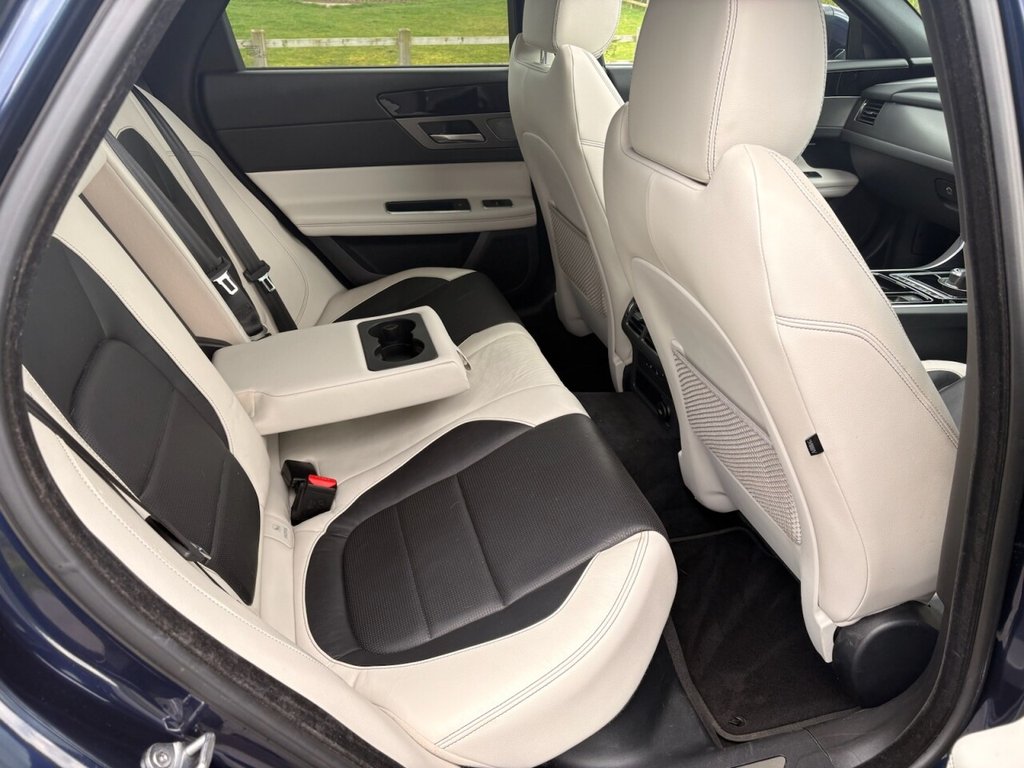 Used Jaguar XF 2017 for sale - 78124135: Photo 21