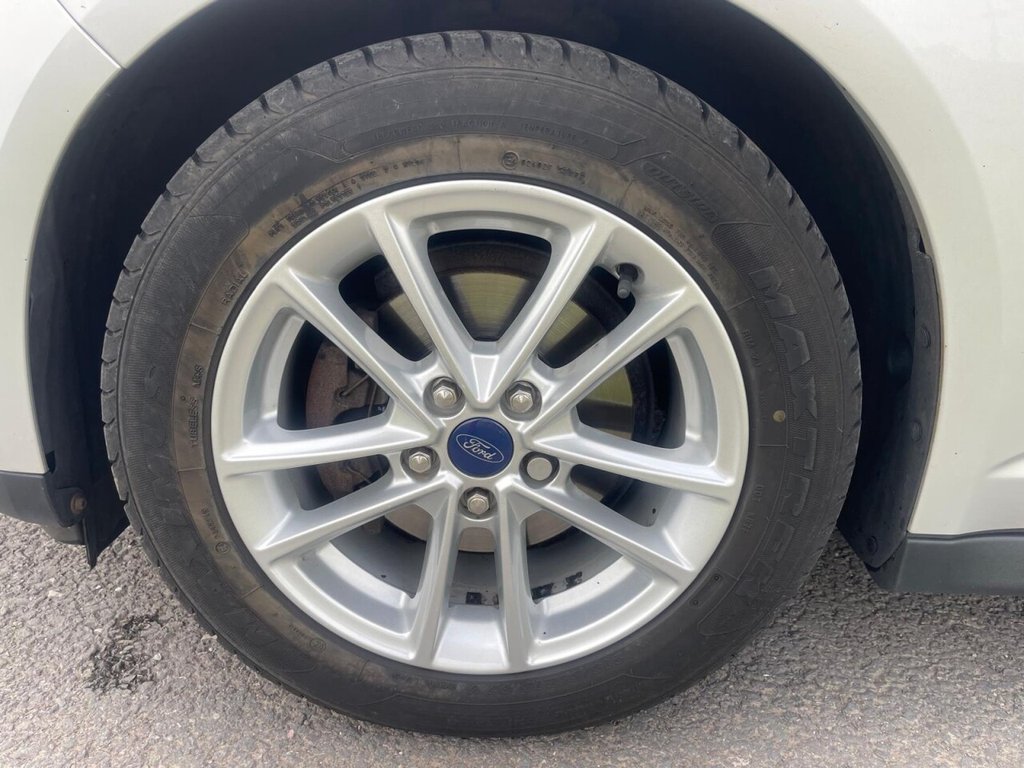 Used Ford C-Max 2016 for sale - 76665628: Photo 14