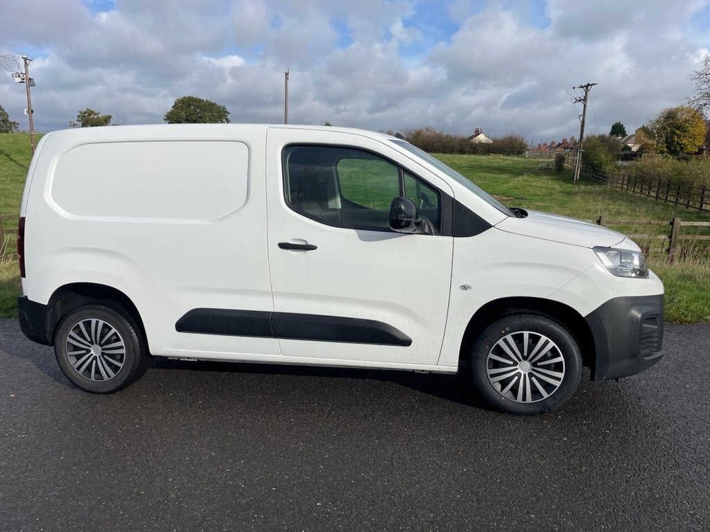 Used Citroen Berlingo 2022 for sale - 76768004: Photo 1