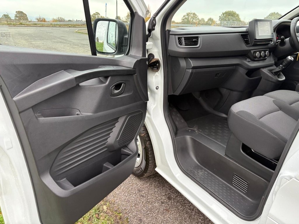 Used Renault Trafic 2023 for sale - 76665526: Photo 30